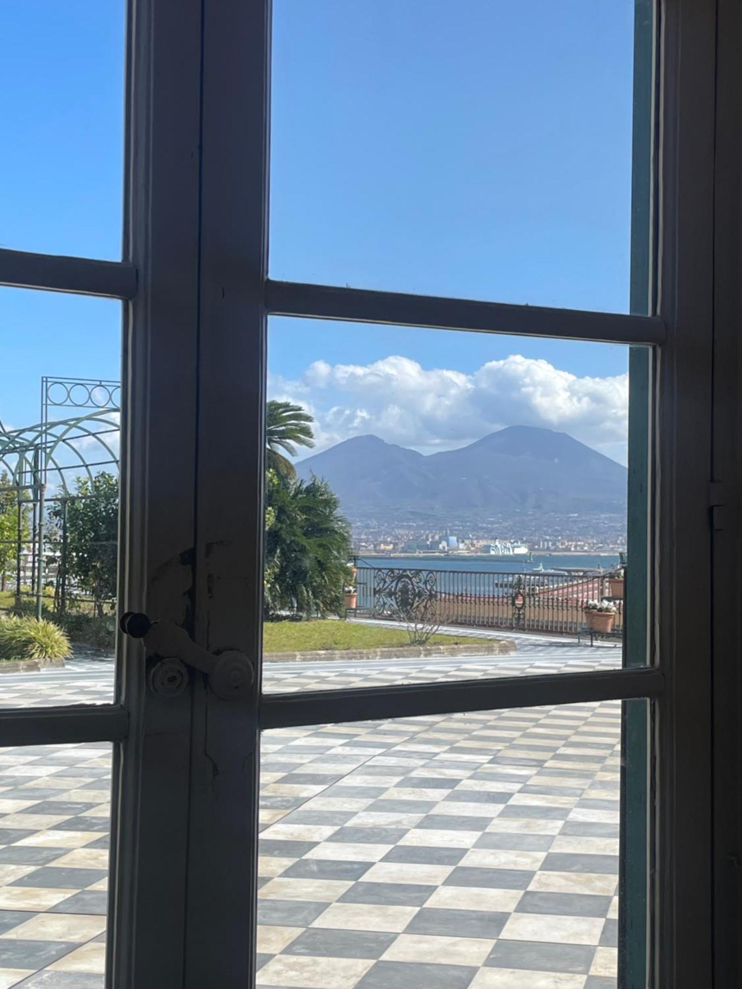 Casetta Piazza Plebiscito Napoli Eksteriør billede