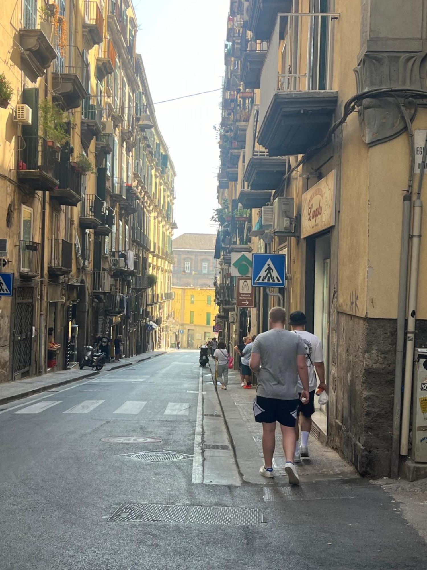 Casetta Piazza Plebiscito Napoli Eksteriør billede