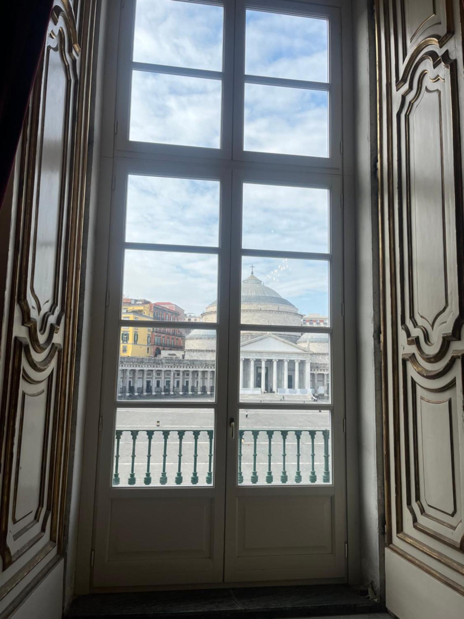 Casetta Piazza Plebiscito Napoli Eksteriør billede